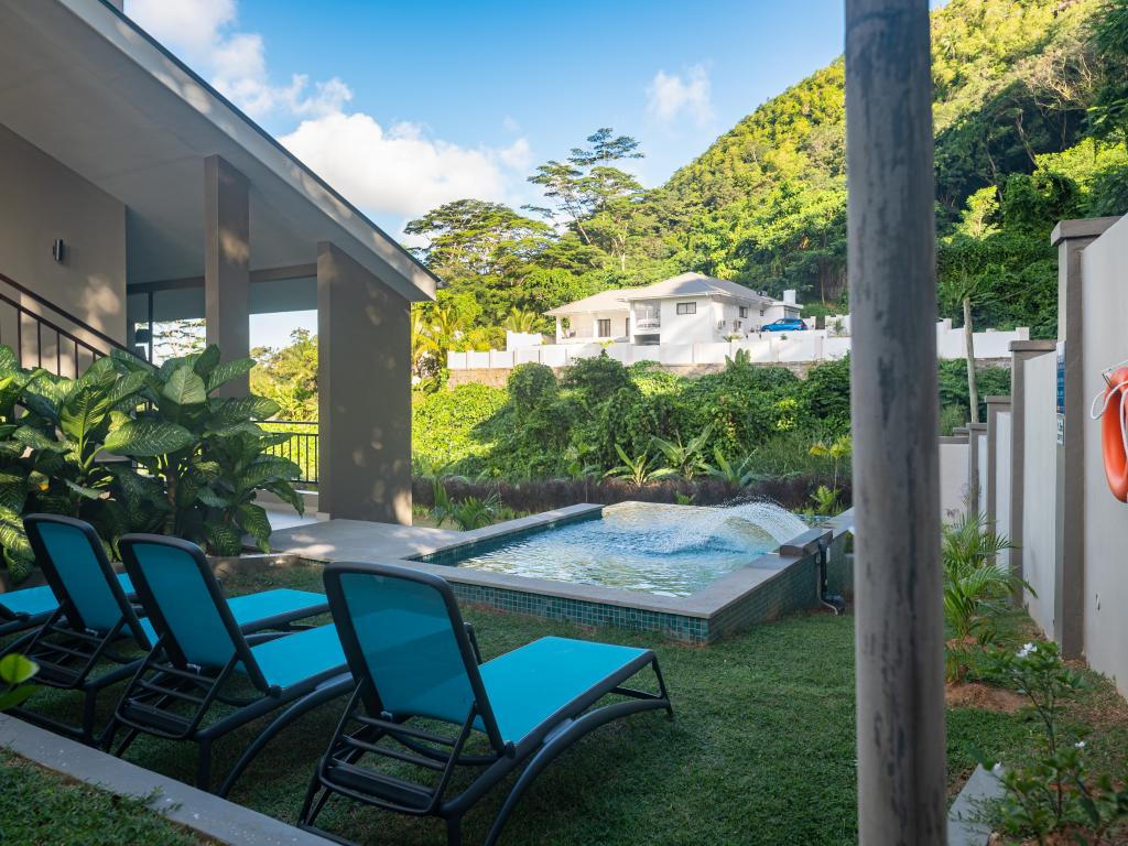 Hidden Valley Residence - Photo 5