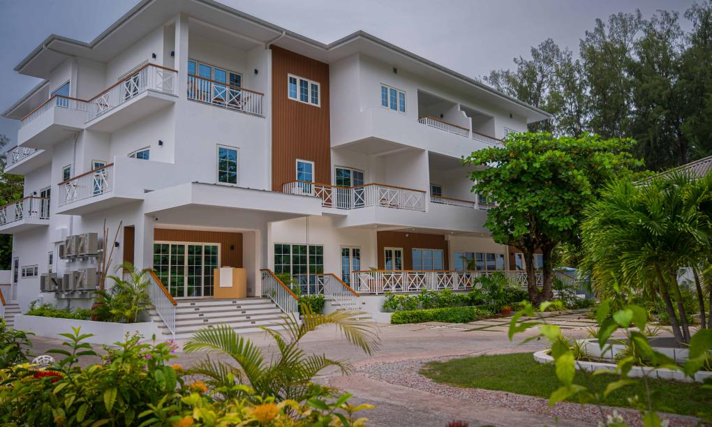 Acajou Beach Resort
