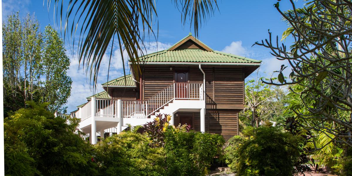 Acajou Beach Resort