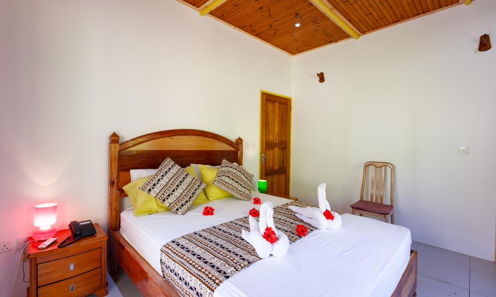 Zanboza Guesthouse - Double Room Aquarium