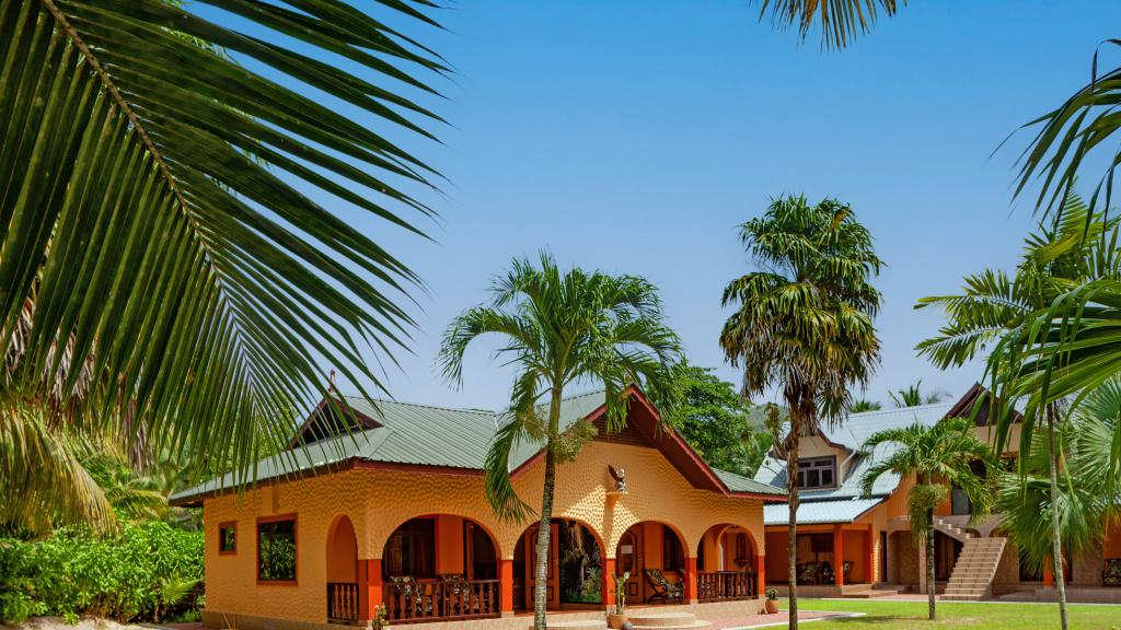 Foto 2: Anse Kerlan Beach Chalets - Praslin (Seychellen)