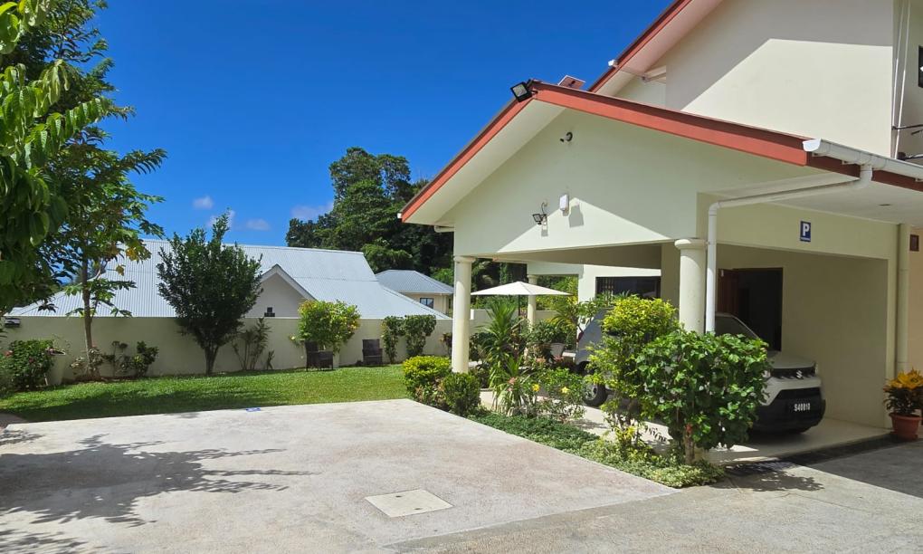 Emma's Guest House and Self-Catering - 3-Bedroom Villa
