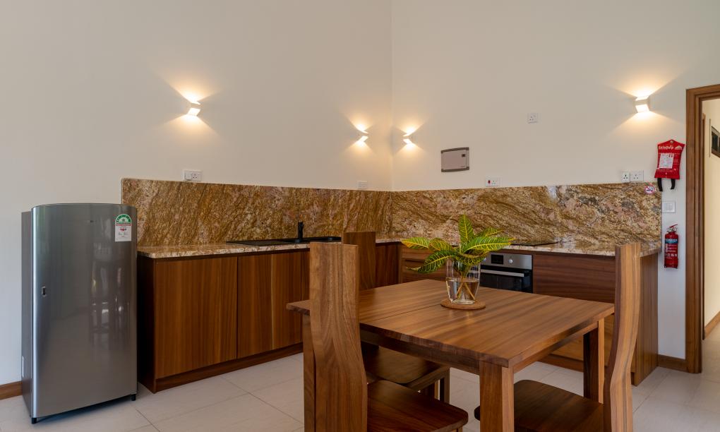 Lodoicea Apartments - Appartement Zavoka