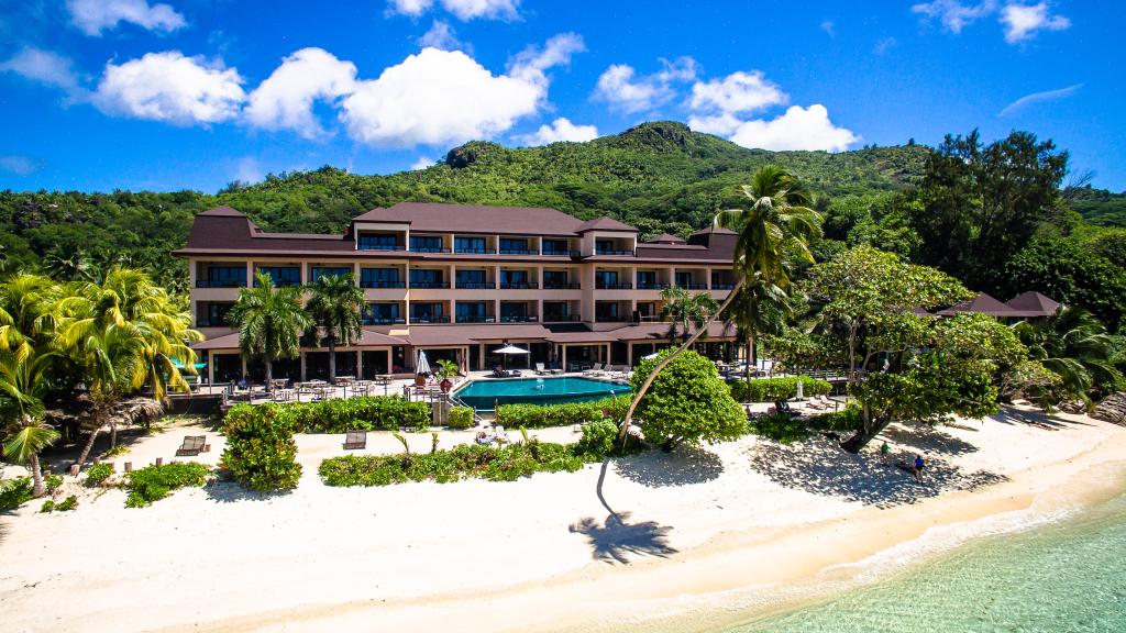 Photo 2: Double Tree by Hilton - Allamanda Resort & Spa - Mahé (Seychelles)