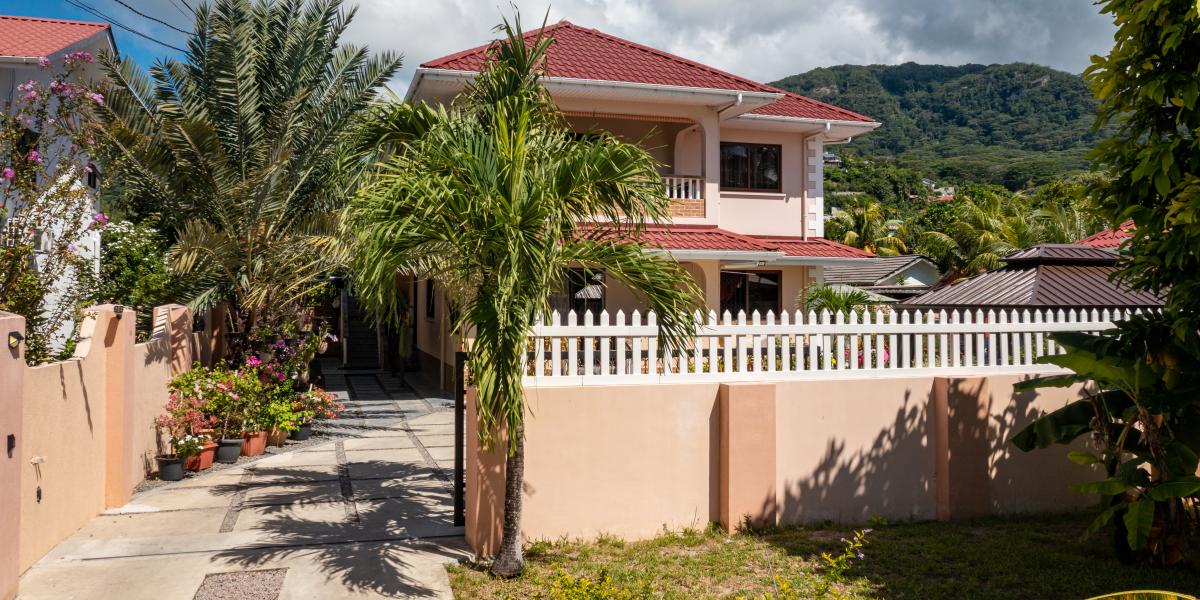 Erica's Residence Self Catering Apartment