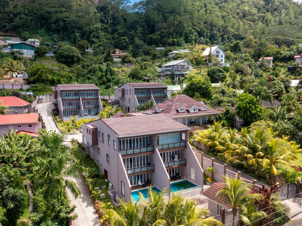 Cliffhanger Villas - Photo 5