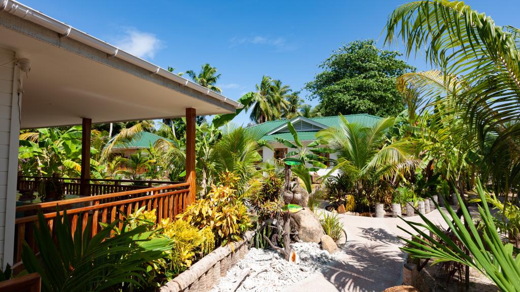 Foto 2: Coco de Mahi - La Digue (Seychelles)