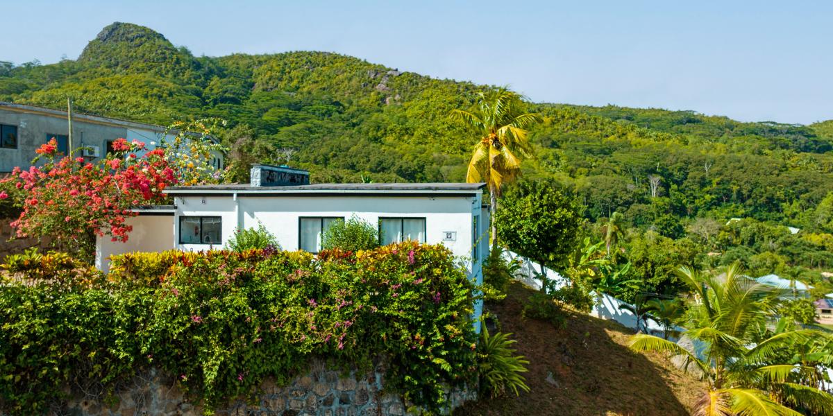 Ogumka 2 Self Catering Santa Maria