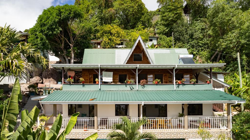 Photo 10: Myra's Self Catering Apartment - Praslin (Seychelles)