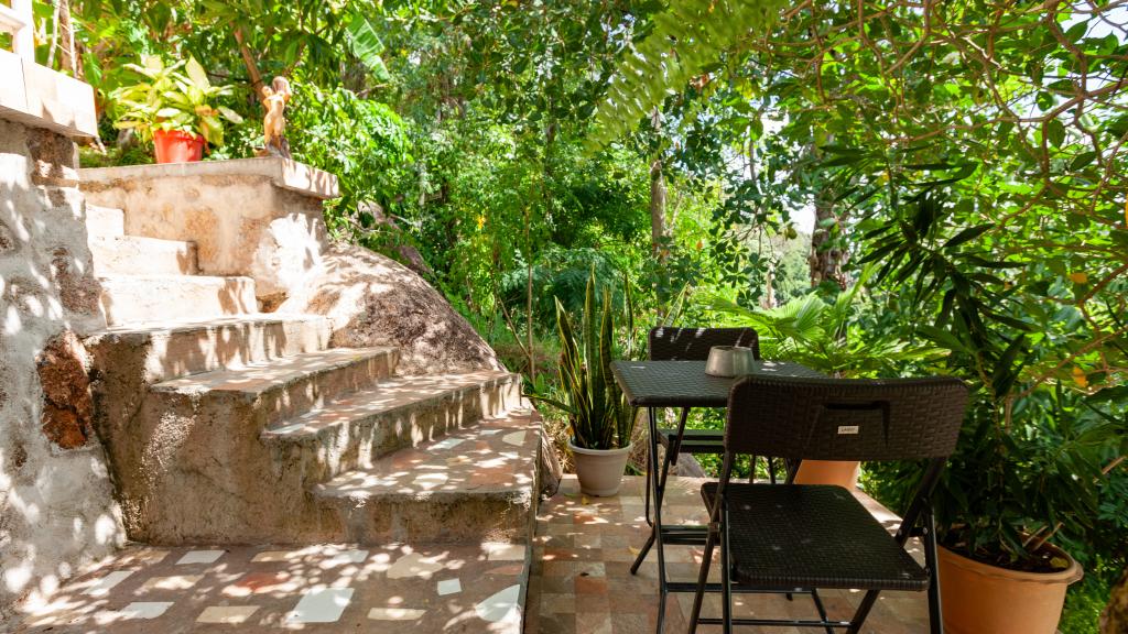 Photo 11: Myra's Self Catering Apartment - Praslin (Seychelles)