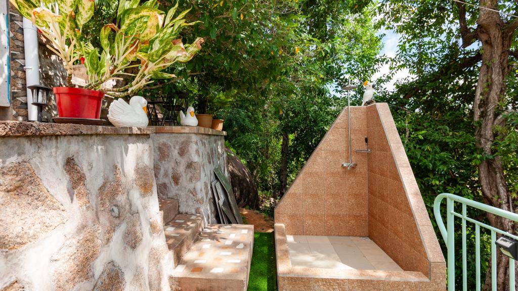 Photo 12: Myra's Self Catering Apartment - Praslin (Seychelles)