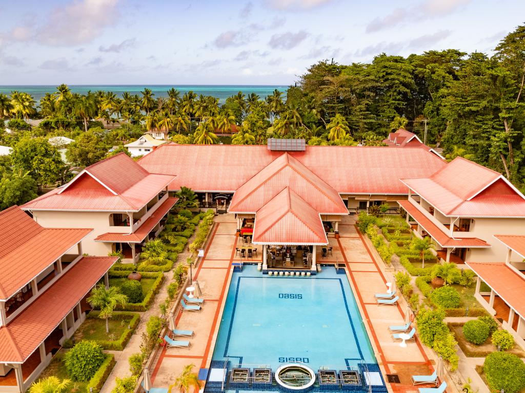 Oasis Hotel, Restaurant & Spa - Foto 2