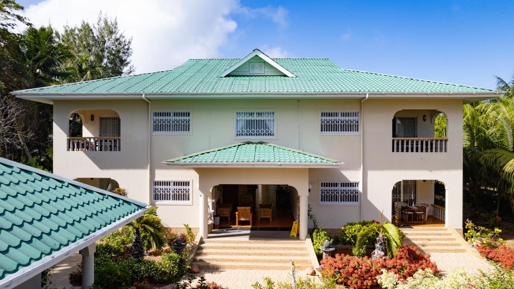 Photo 10: Seashell Beach Villa - Praslin (Seychelles)