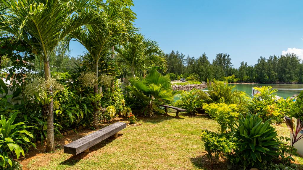 Foto 3: Mae Waterfront Apartments - Mahé (Seychellen)