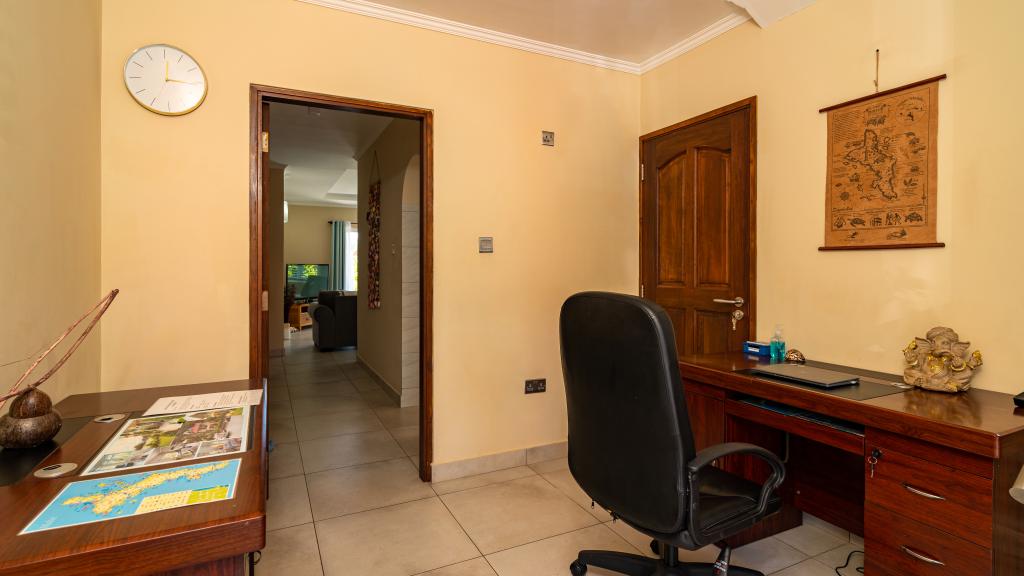 Foto 20: Mae Waterfront Apartments - Mahé (Seychellen)