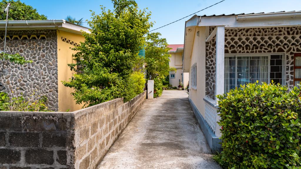 Photo 25: Mae Waterfront Apartments - Mahé (Seychelles)