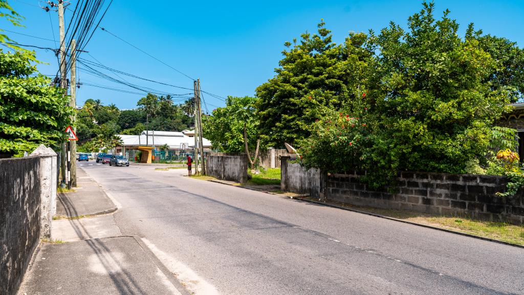 Photo 28: Mae Waterfront Apartments - Mahé (Seychelles)