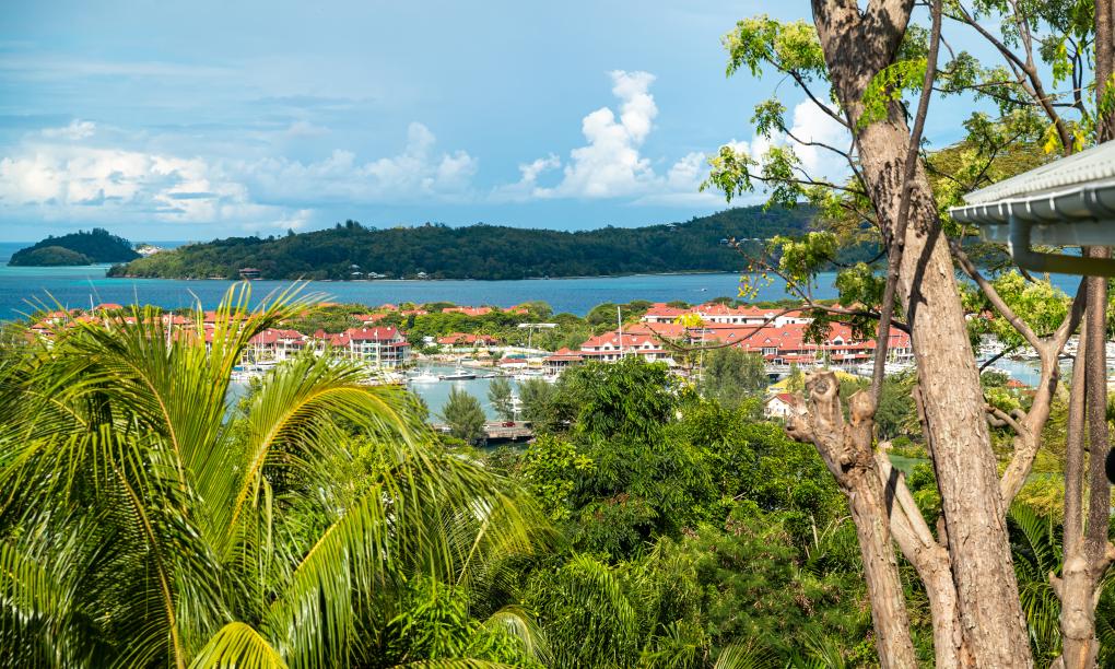 Naturalis Oceanview Residences