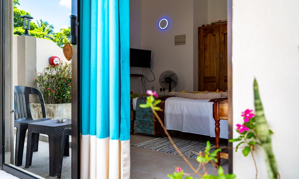 Azia's Apartments - Standard Appartement