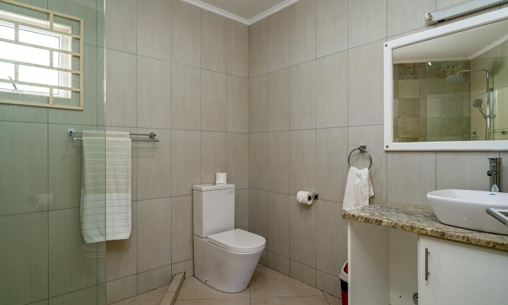 Riverside Residence - 2-Schlafzimmer-Appartement (Erdgeschoss)