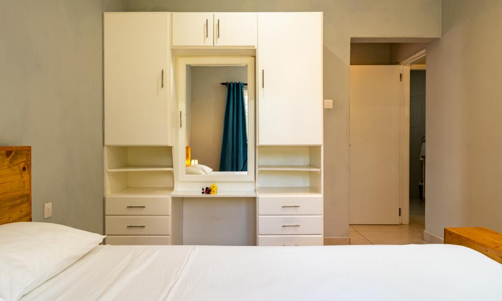 Riverside Residence - 2-Schlafzimmer-Appartement (Erdgeschoss)