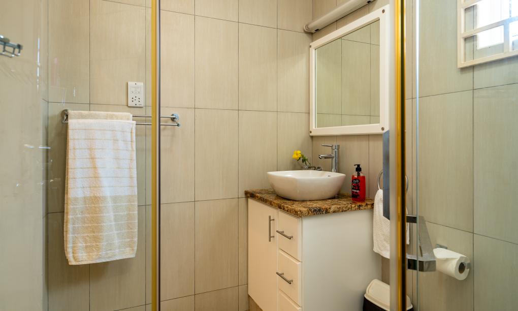 Riverside Residence - 2-Schlafzimmer-Appartement (Obergeschoss)