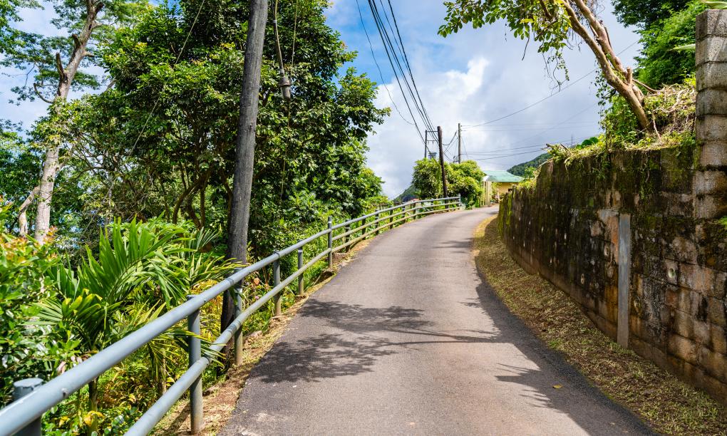 Paradise Breeze Apartments