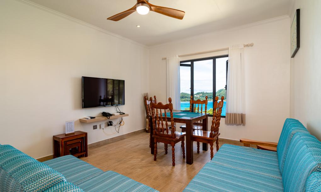 Casa Gem - 2-Bedroom Apartment