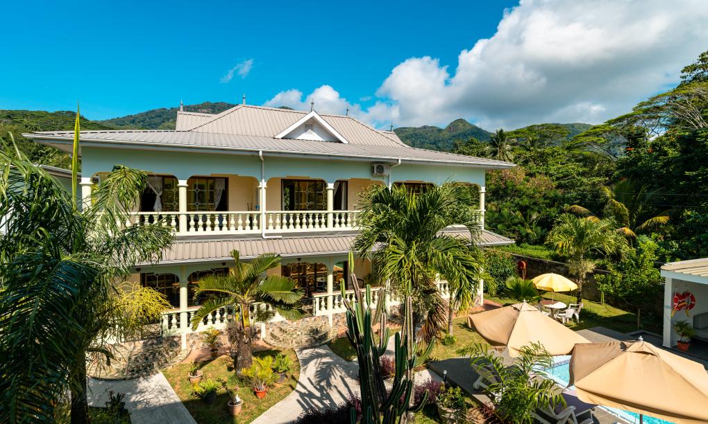 Green Palm Self Catering Apartments & Chalets