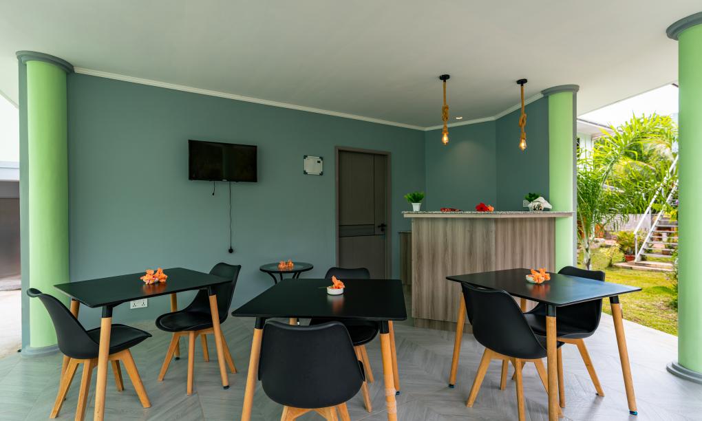 Green Palm Self Catering Apartments & Chalets