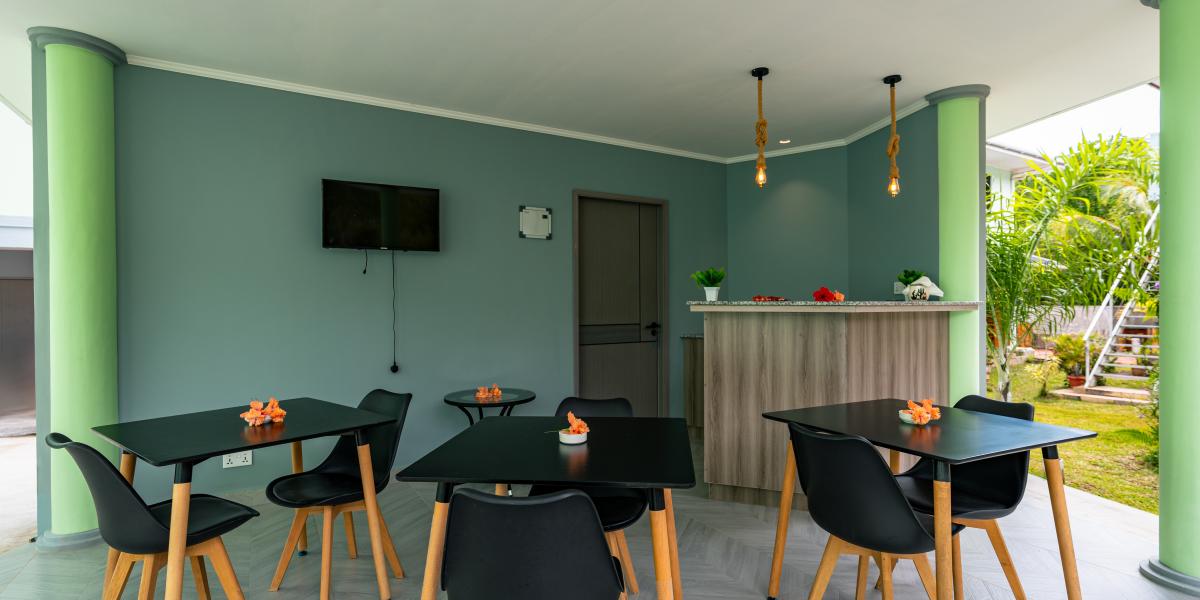 Green Palm Self Catering Apartments & Chalets