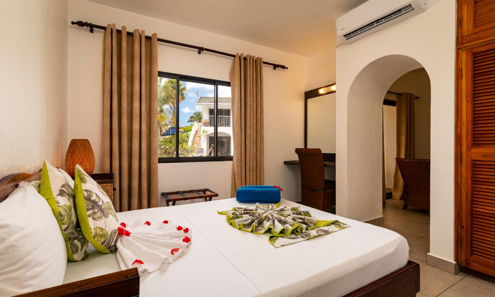 Sun Properties and Resort - Camera Standard