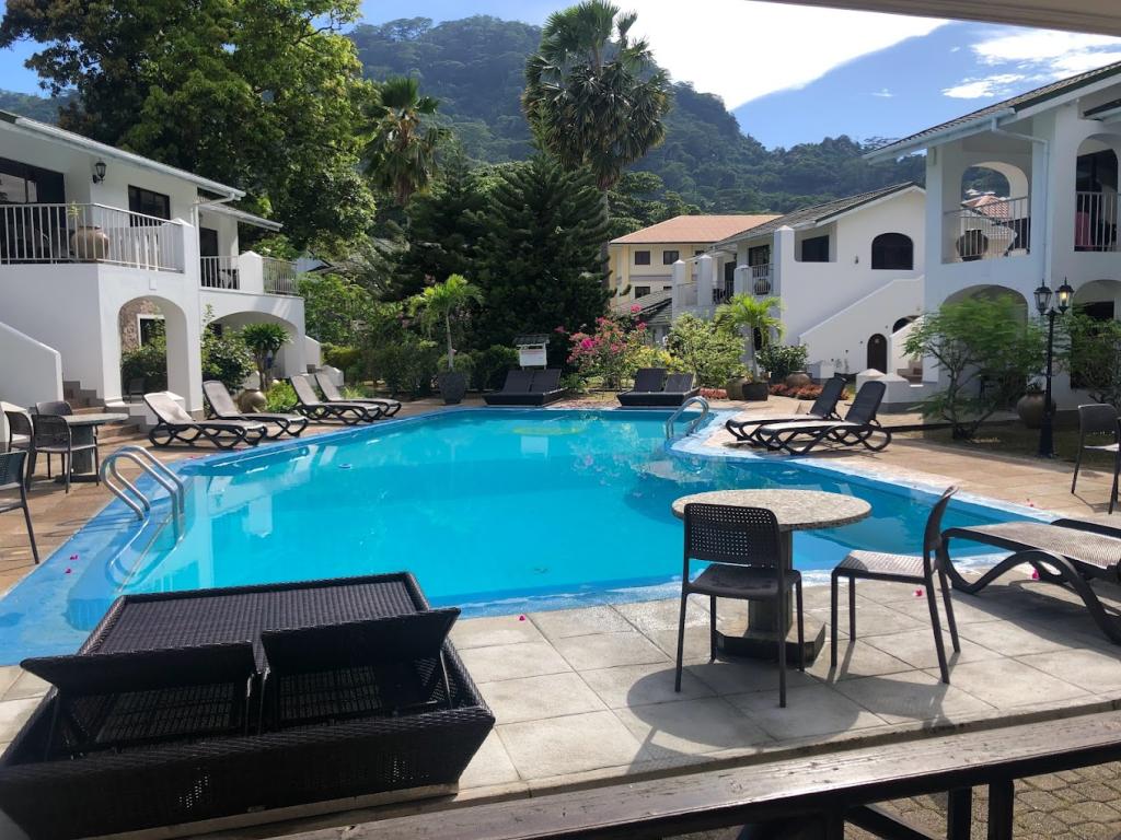 Sun Properties and Resort - Foto 8