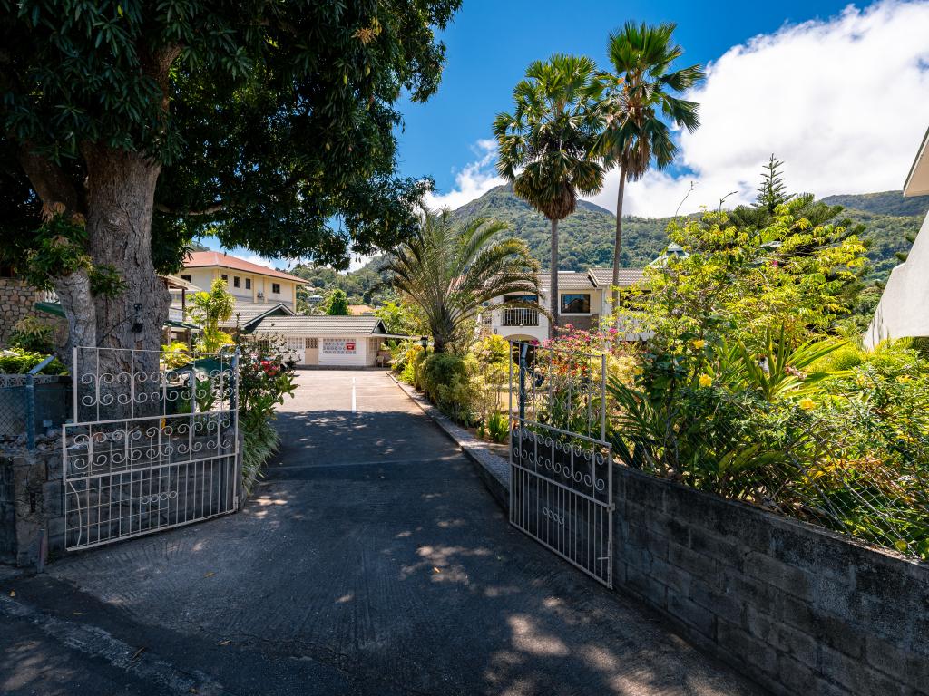 Sun Properties and Resort - Foto 9