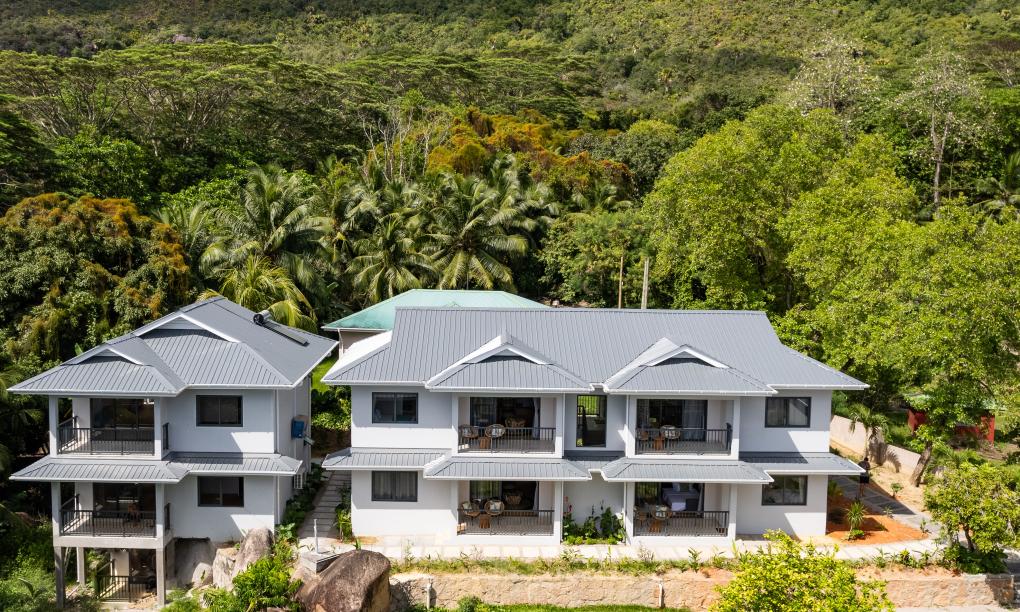 Anse Boudin Chalets & Villa