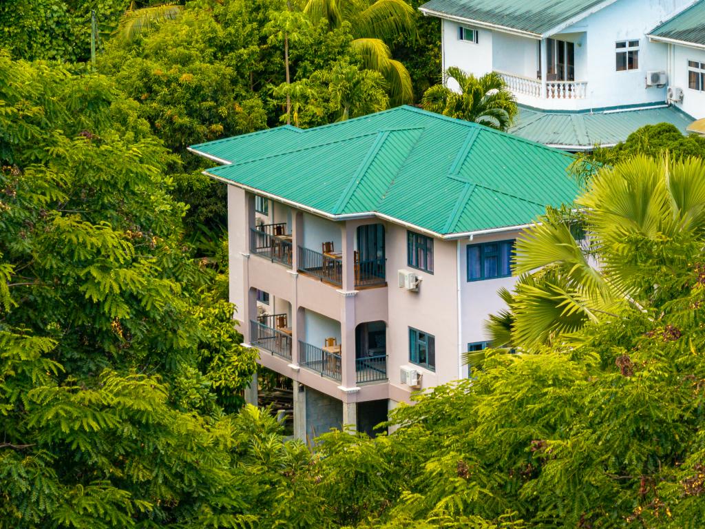 Jasmine Stay - Foto 6