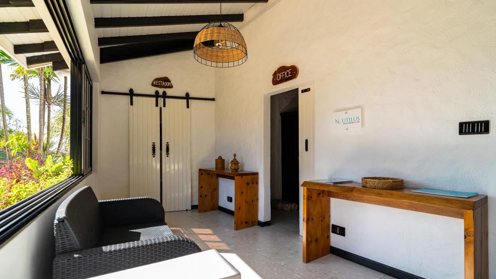 Foto 41: The Salty Palms - Mahé (Seychellen)