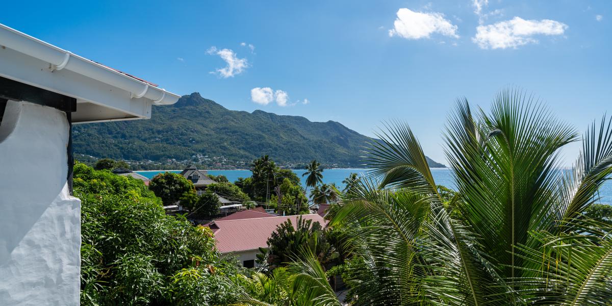 The Salty Palms - Appartamento con vista sul mare Fregate