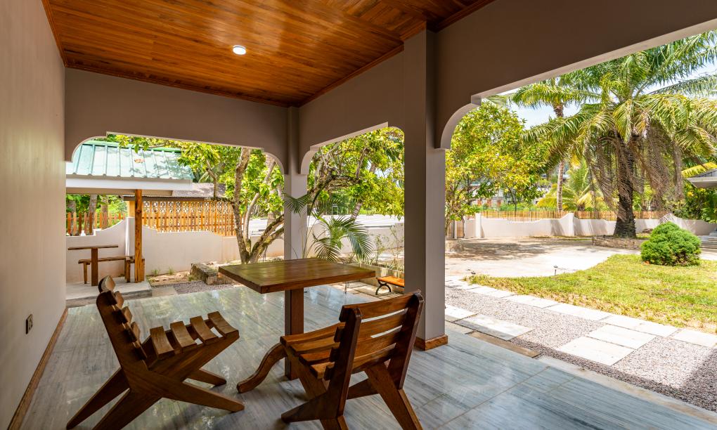 Alibel Beach Villa - Studio Avocado