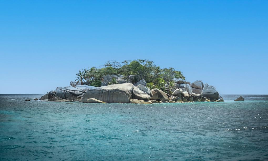 CST Charters BETWEEN