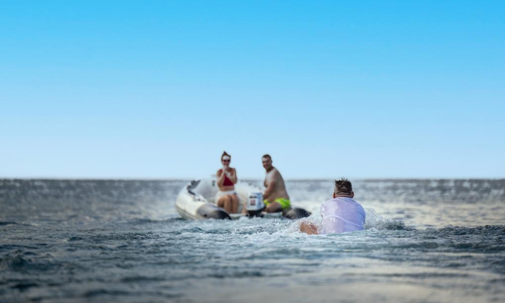 CST Charters BETWEEN