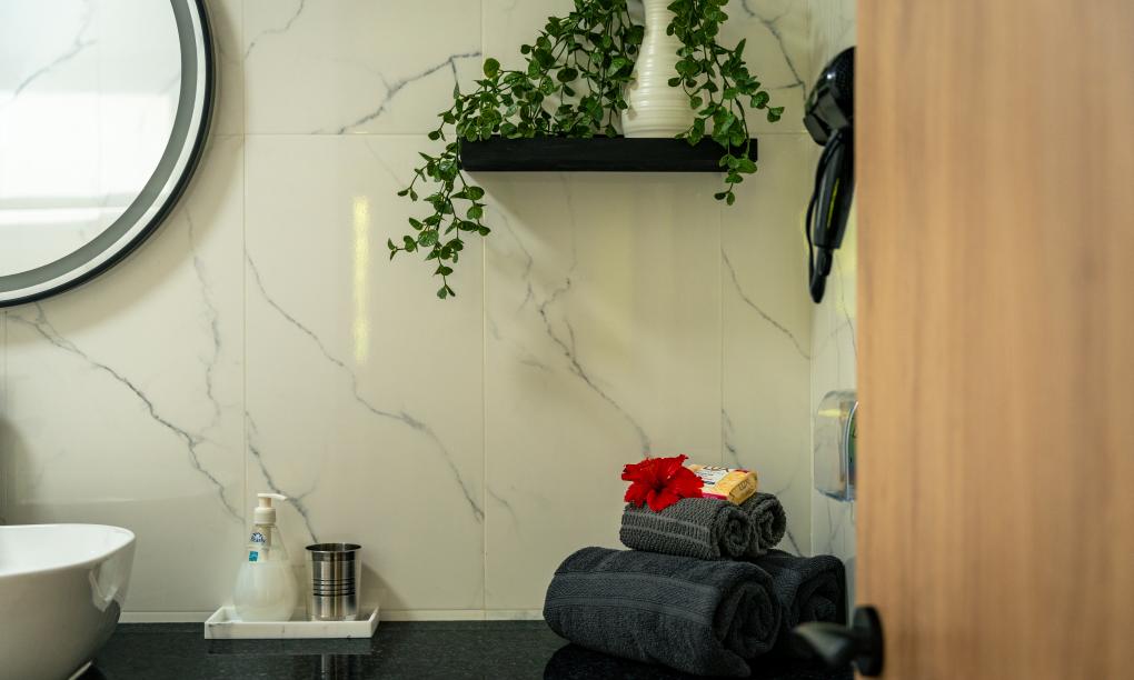 Eco Lodge Self Catering - 1-Bedroom Bungalow