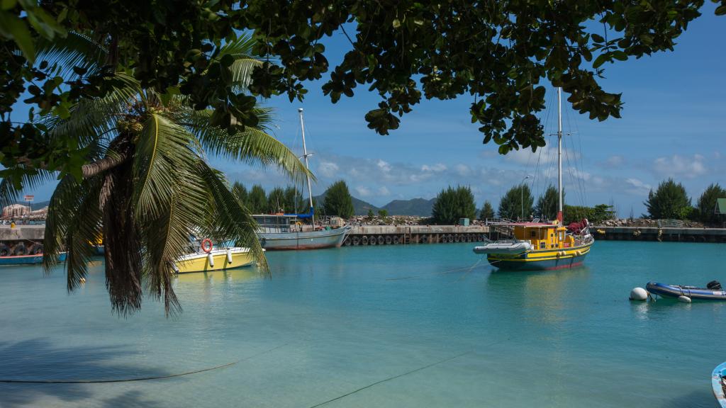 Photo 3: Bord Mer Luxury Apartments - La Digue (Seychelles)