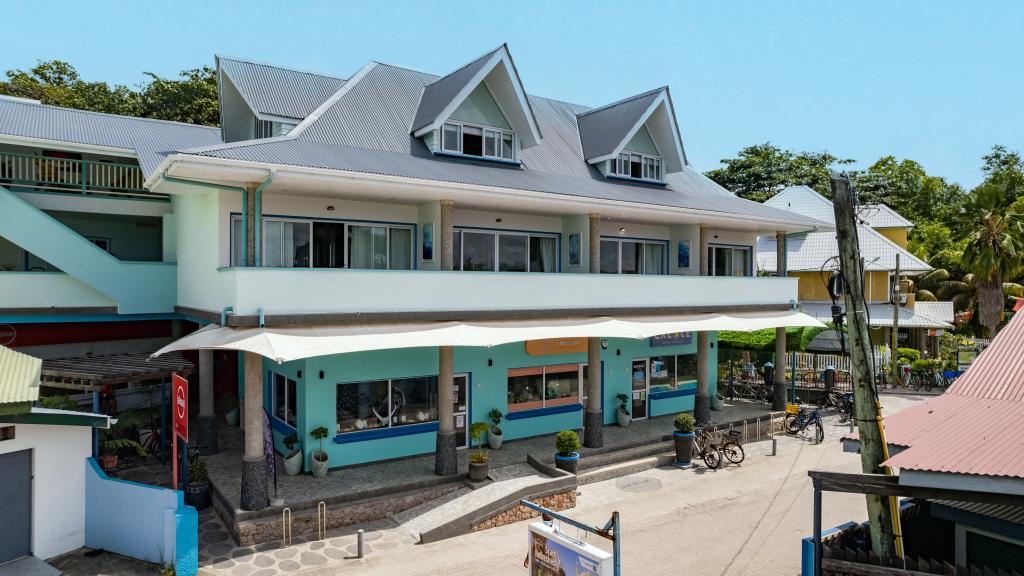 Photo 8: Bord Mer Luxury Apartments - La Digue (Seychelles)