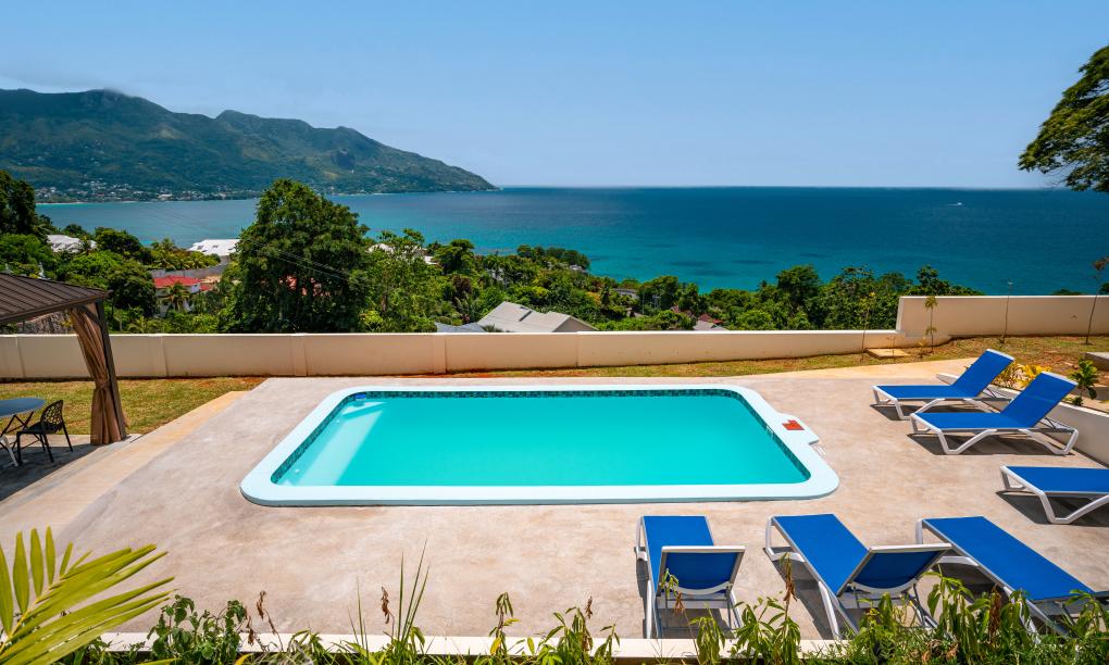 Tropical Secrets Holiday Apartments