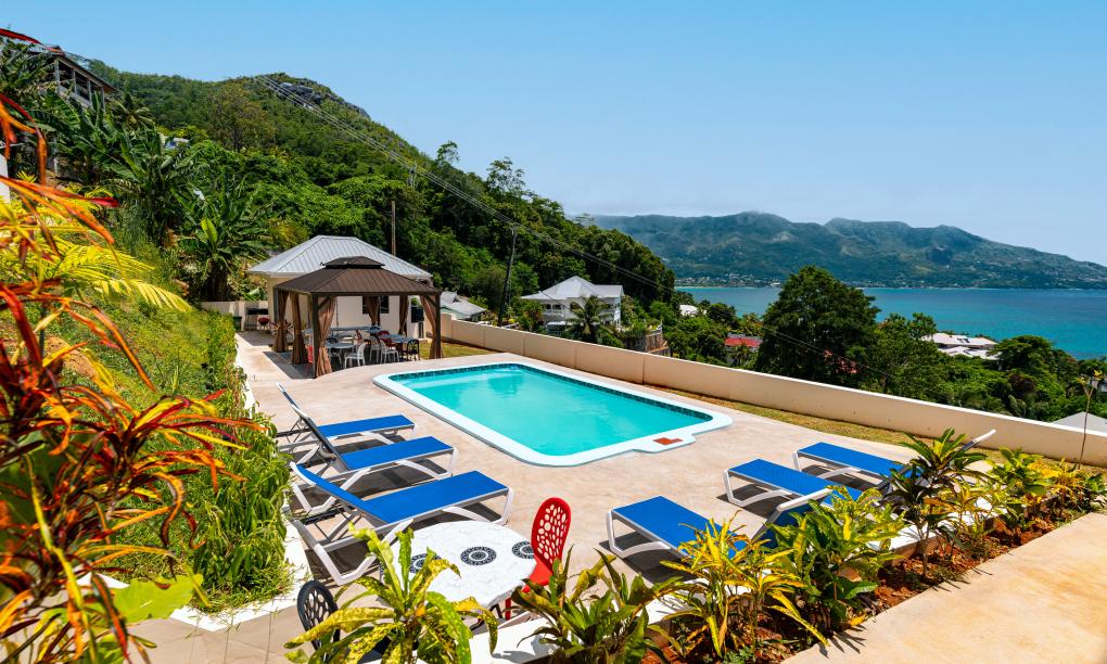 Tropical Secrets Holiday Apartments