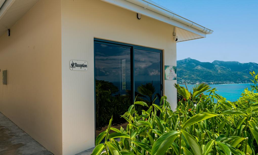 Tropical Secrets Holiday Apartments