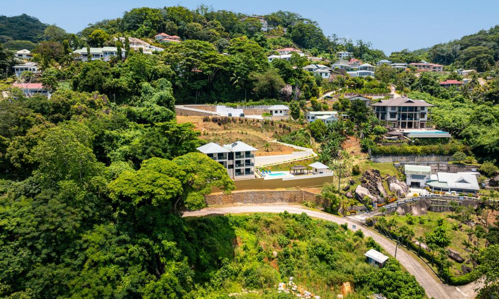 Tropical Secrets Holiday Apartments