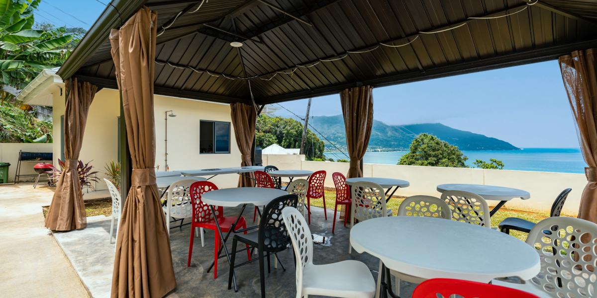 Tropical Secrets Holiday Apartments