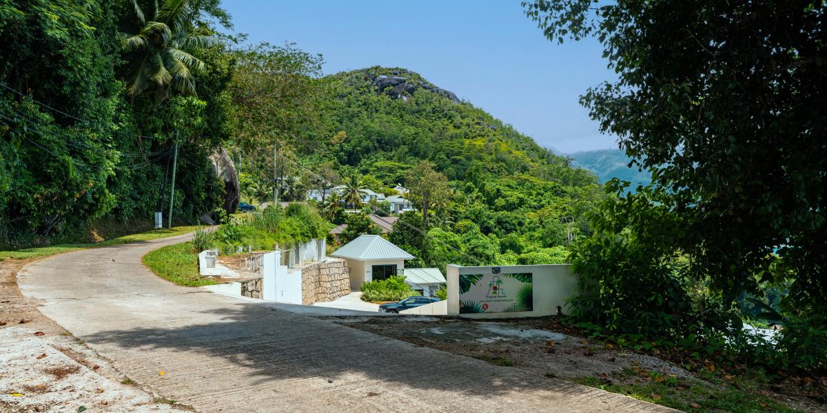 Tropical Secrets Holiday Apartments